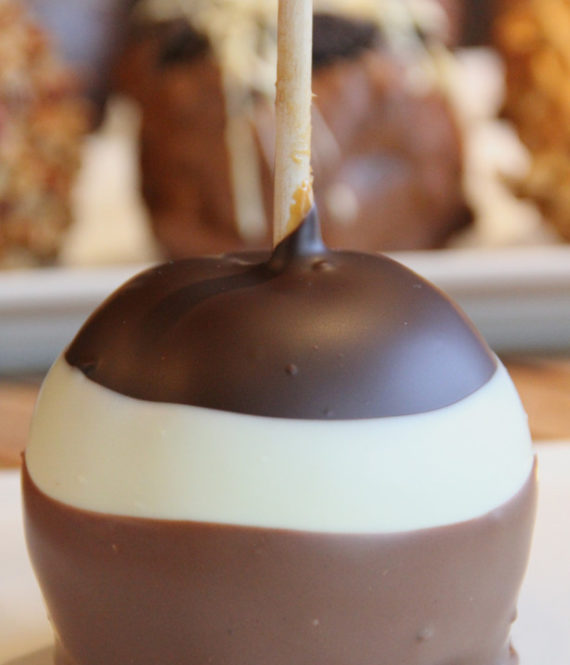 Triple_Chocolate_Caramel_Apple_1024x1024